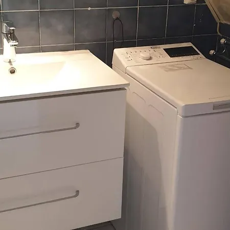 2 Pieces Avec Piscine A - Fr-1-388-18 *